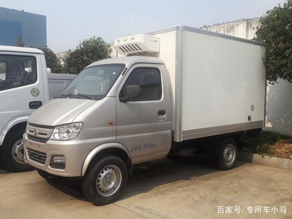 長(cháng)安新豹MINI冷藏車